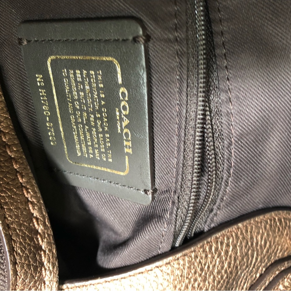 Coach purse - Picture 3 of 7